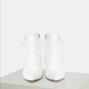 Isabel Marant Fall18 White Boots